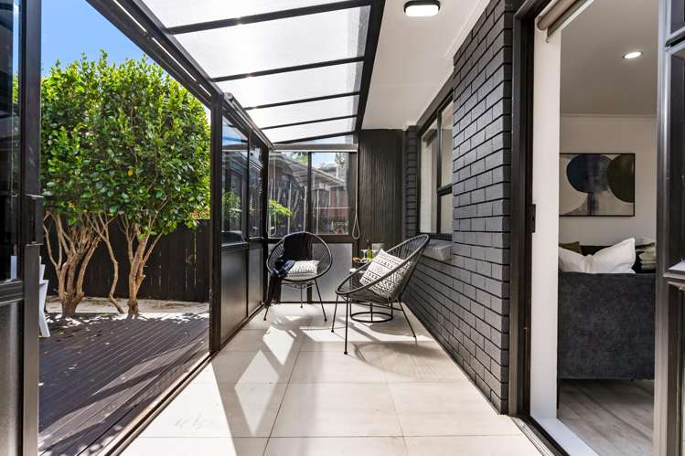 1/131 Botany Road Botany Downs_3