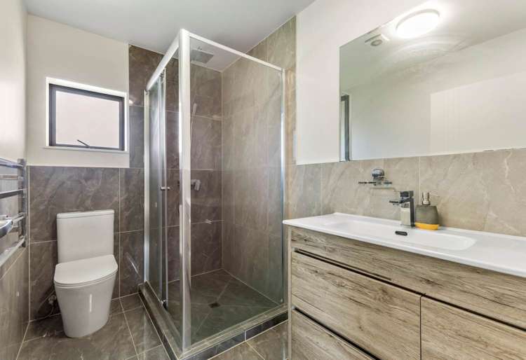 37 Thomas Road Mangere_7