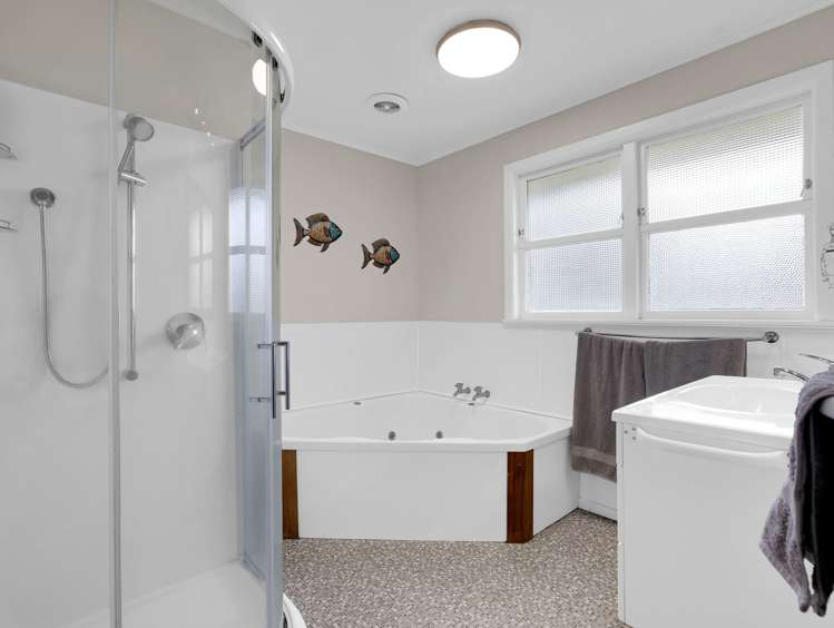 112 Grove Road Te Pahu_10