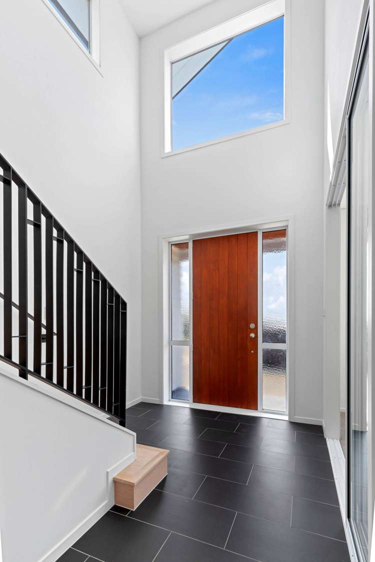 36 Fernhill Way Oteha_28