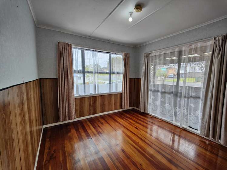 56 Willerton Avenue New Lynn_10