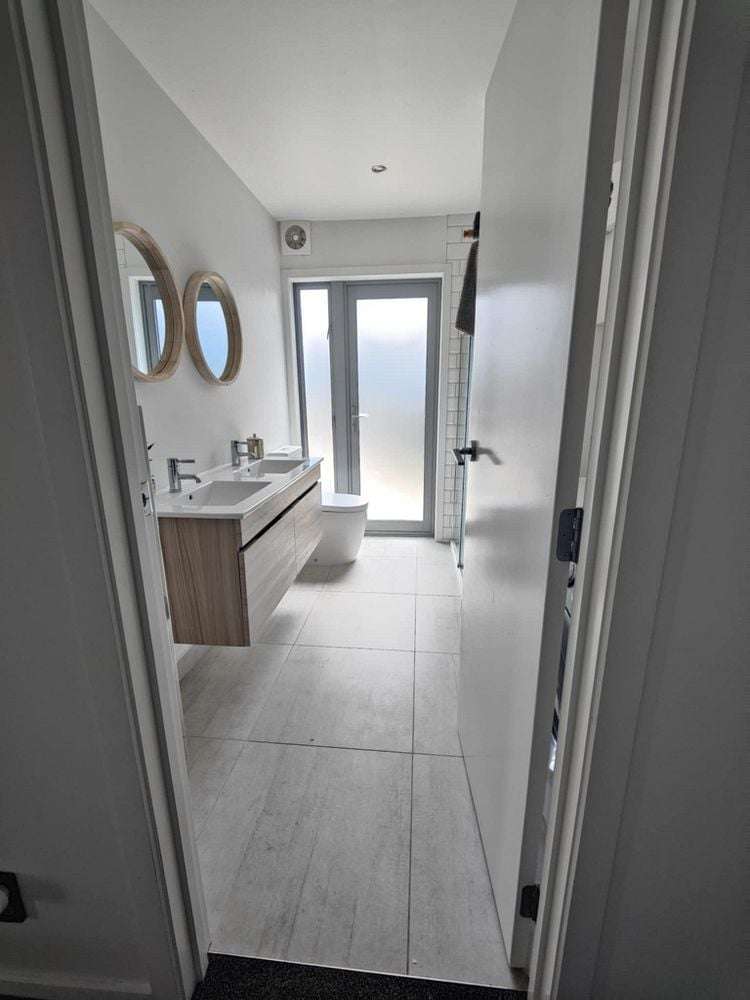 2/146 Soleares Avenue Mount Pleasant_23