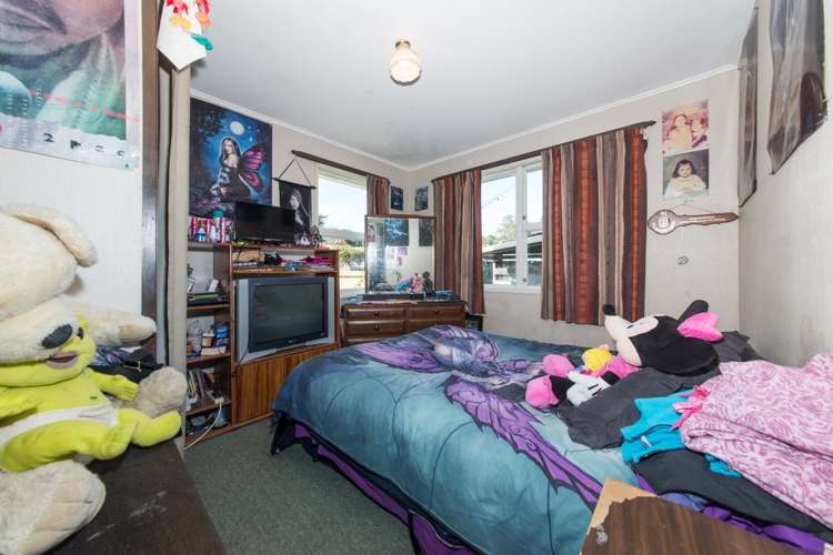 2 John F Kennedy Place Glen Eden_7