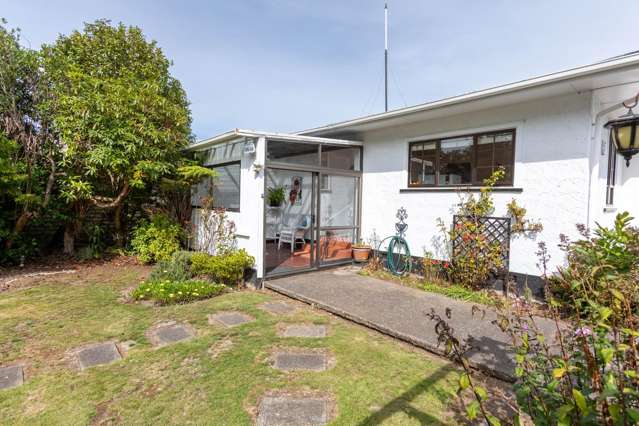 77 Gordon Street Dannevirke_2