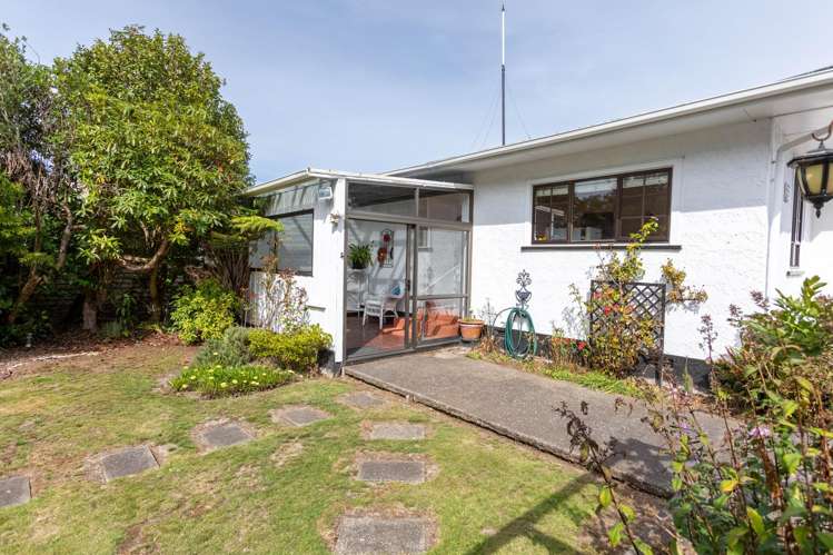77 Gordon Street Dannevirke_2