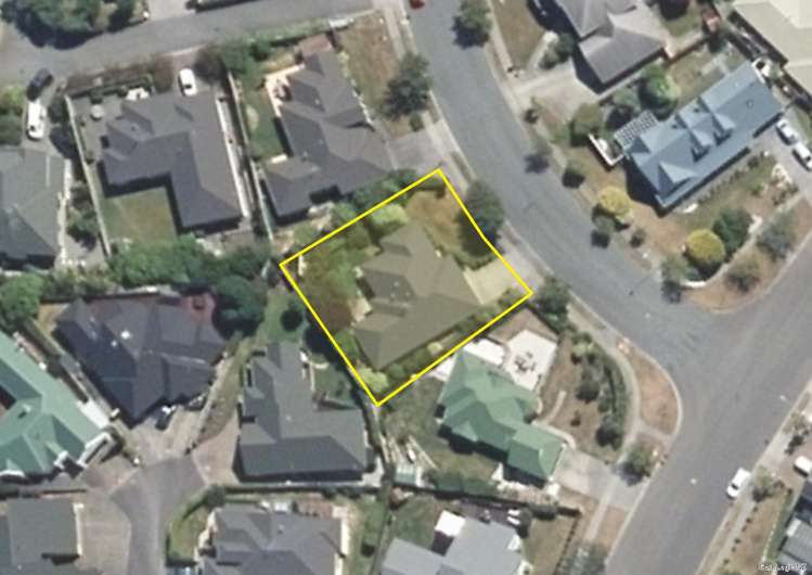 98 Samwell Drive Whitby_18