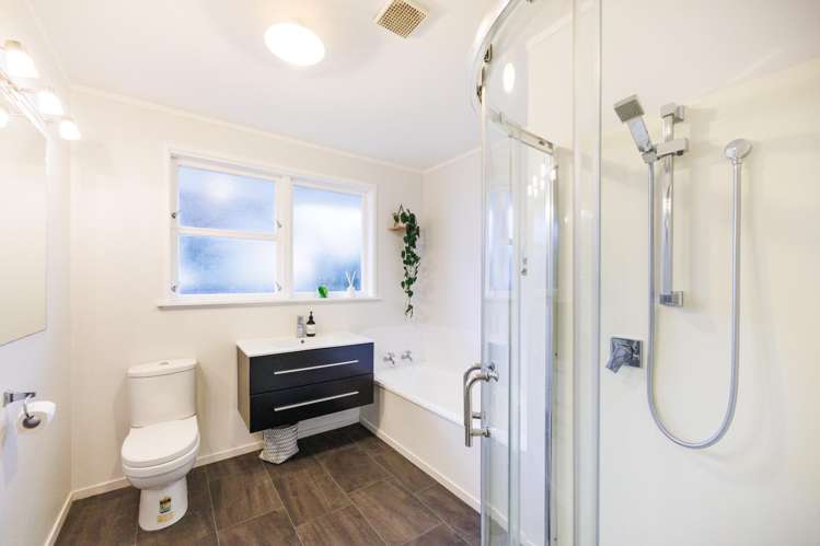 108 Derby Street Feilding_11