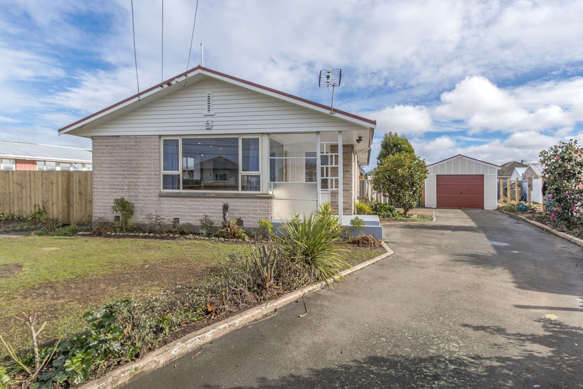 47 Sandown Crescent Aranui_0