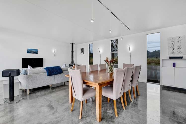 11 Wilson Road Urenui_7