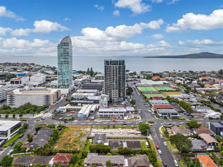 19 Byron Avenue Takapuna_11