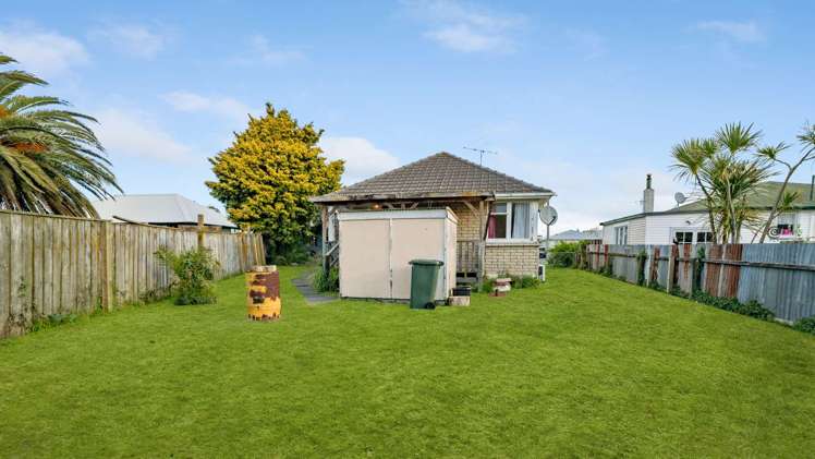 56 Munro Street Elgin_14