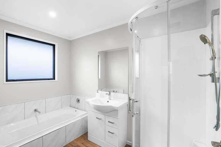 102 Rowses Road Aranui_10