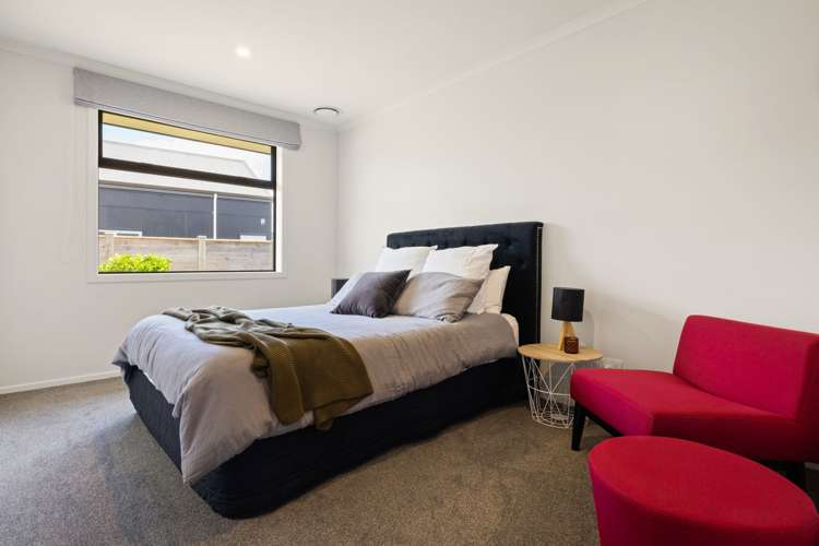 14 Artistic Avenue Leamington_34