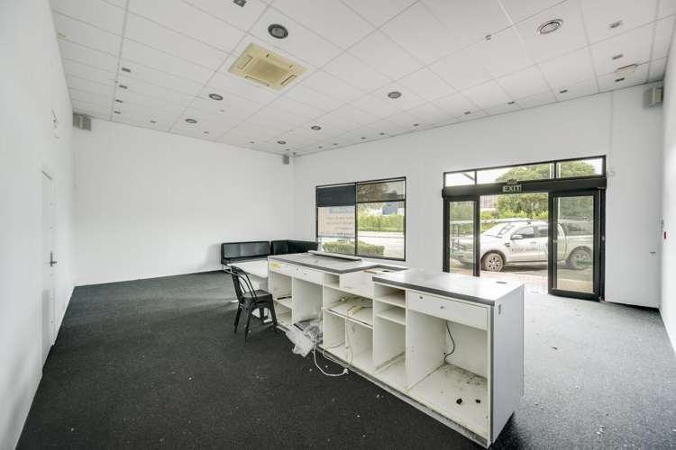 215 Russell Street North Hastings Central_6