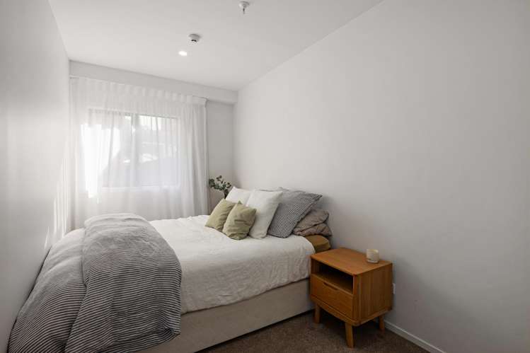 210/2 Onepu Road Kilbirnie_7