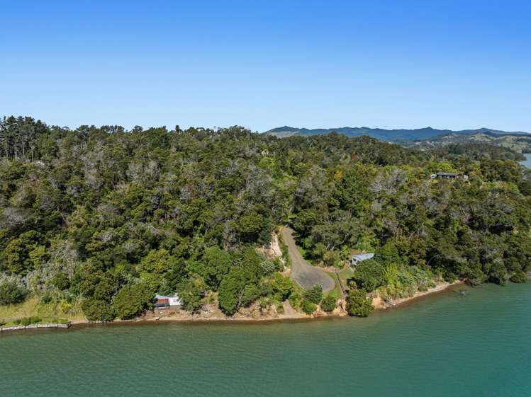 325 Ruatuna Road_1
