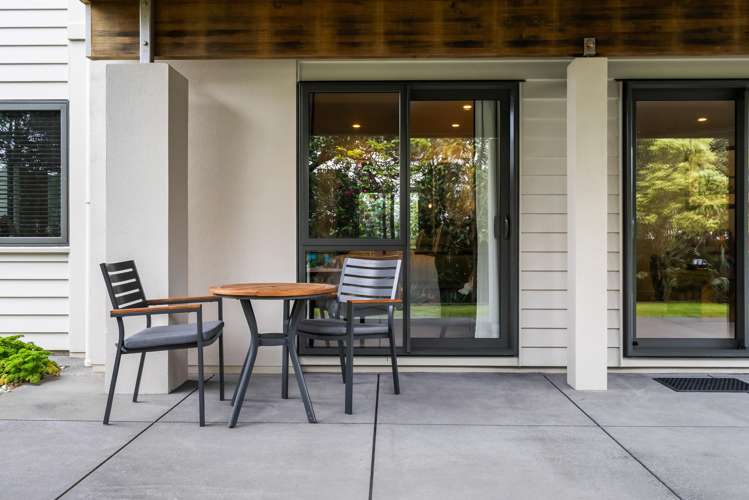 16 Fred Carr Place One Tree Point_26