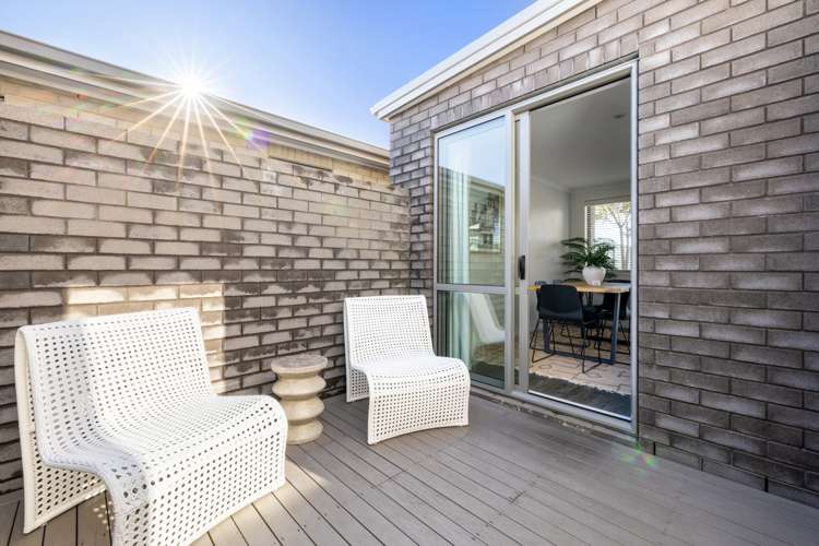 16 Scoria Close Pyes Pa_7