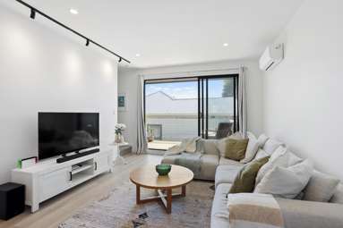 2/29 Roberton Road_3