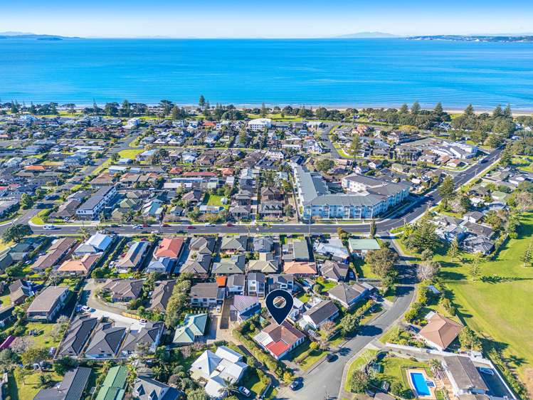 5 Edgewater Grove Orewa_17