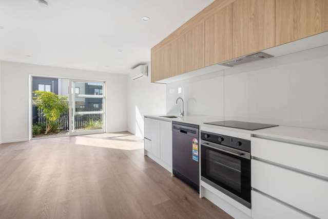 343 Glengarry Road Glen Eden_2