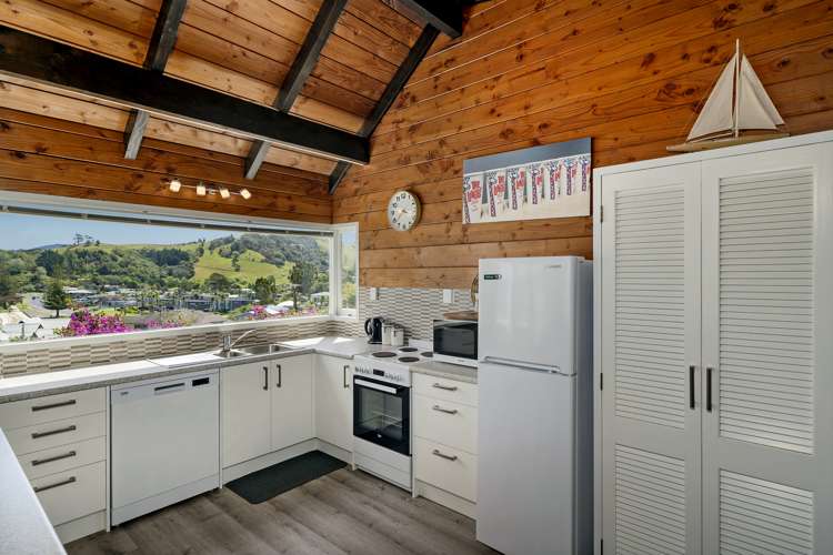 23 Haddon Crescent Whitianga_10