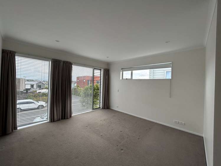 24 Plover Road Hobsonville_13
