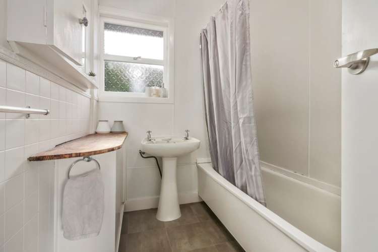 8 Anzac Road Pukekohe_15