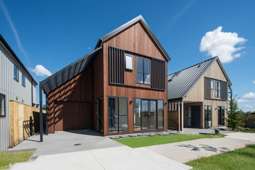 Luxurious Living in Prestigious Karaka
