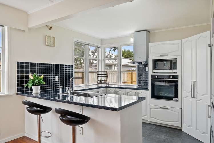 44 Dyer Street Epuni_7