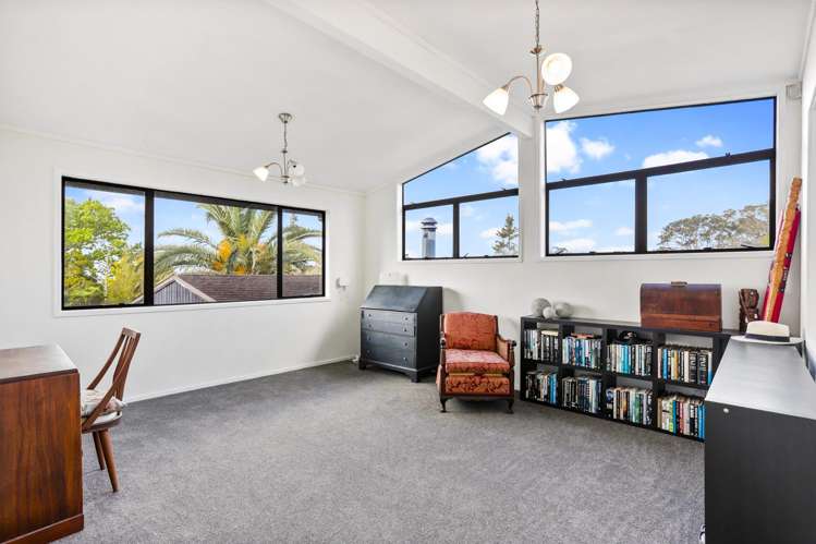 257 Golf Road Titirangi_14