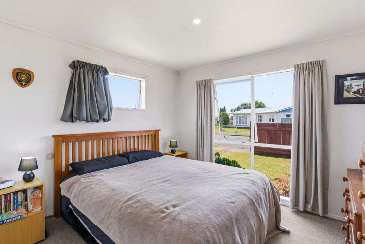 2 Cargill Street Levin_23