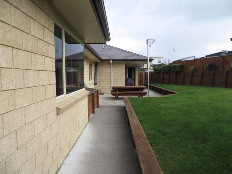 17 Tennyson Avenue Kelvin Grove_6