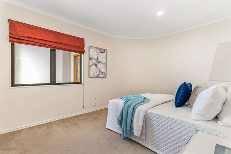 260 Hill Road The Gardens_17