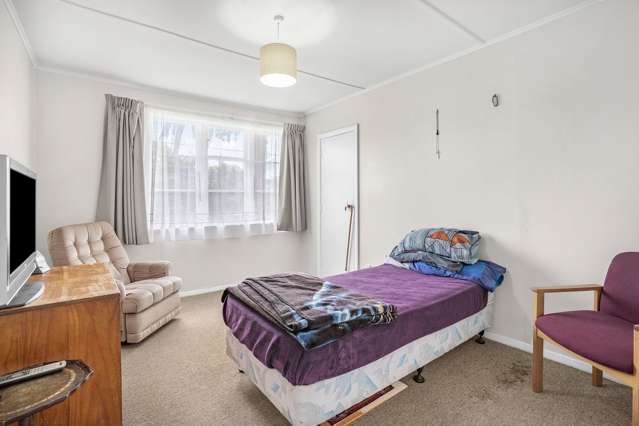 200 Waddington Drive Naenae_3