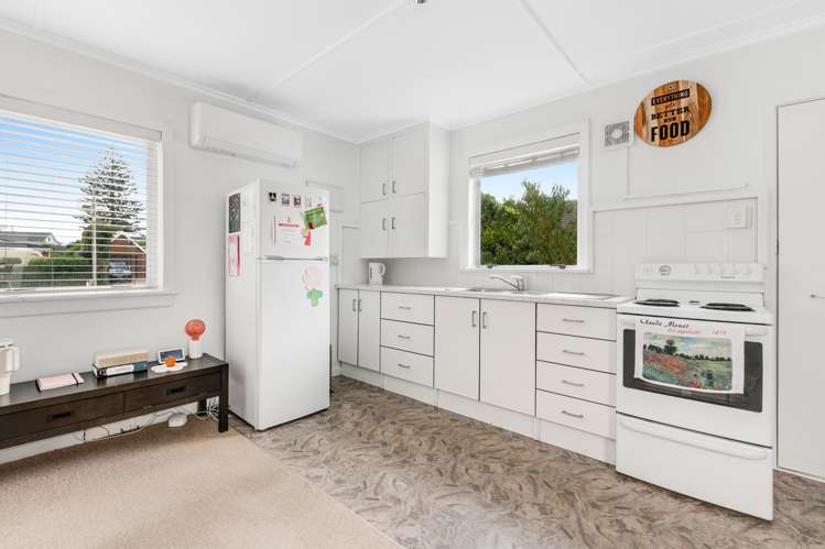 12 Centreway Road Orewa_18