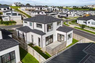 6 Ta Moko Drive_1