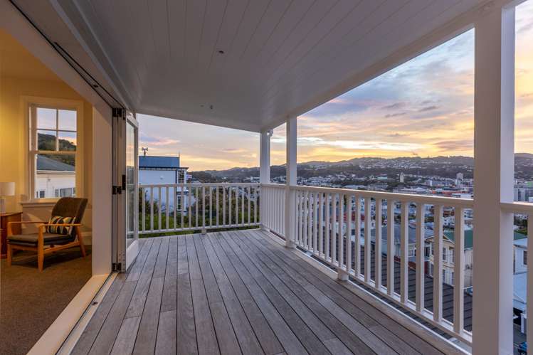 17 Austin Street Mount Victoria_19