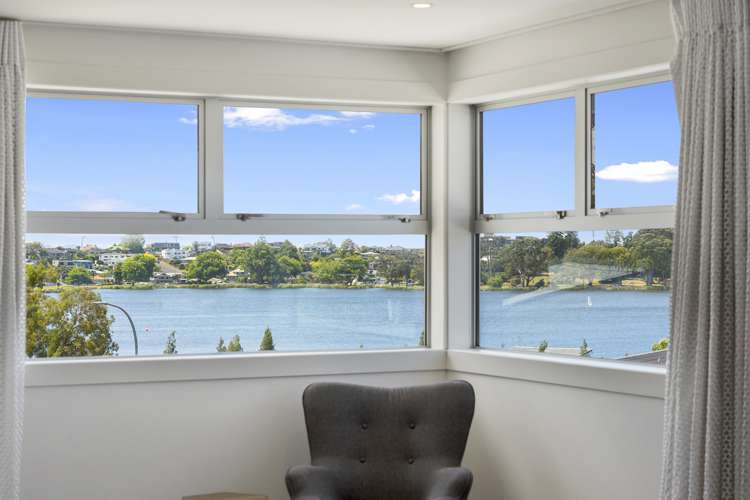 133 Lake Crescent Hamilton Lake_12