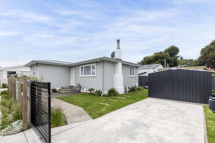 1215 Norfolk Crescent_0
