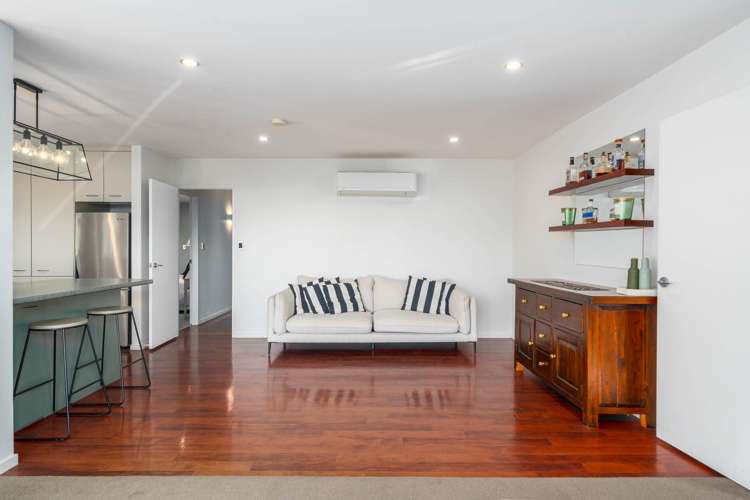 117 Woodman Drive Tawa_10