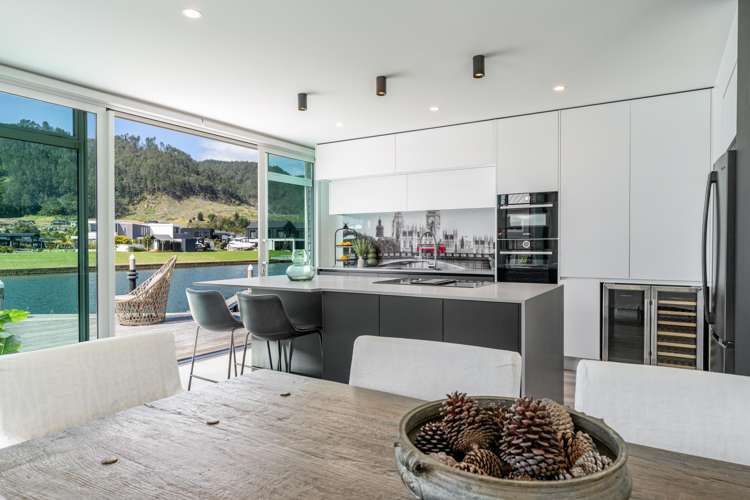 148 Motu Hei Pauanui_11