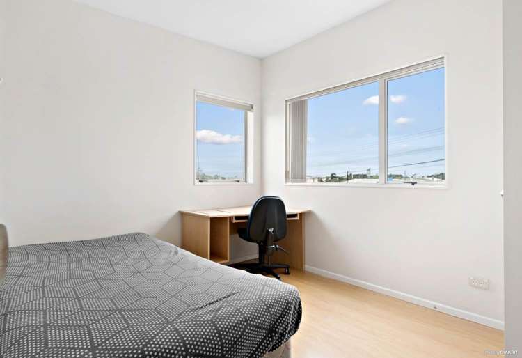 184 Archers Rd 10878_8