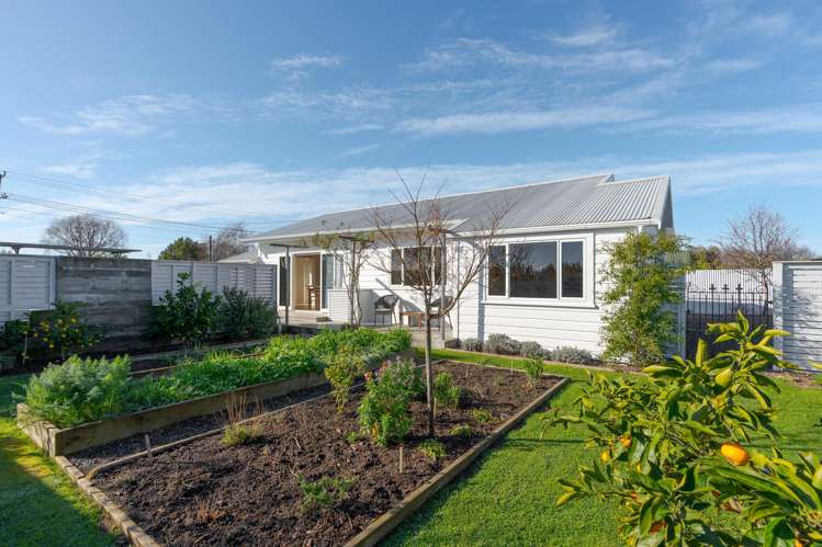 2 Naples Street Martinborough_17