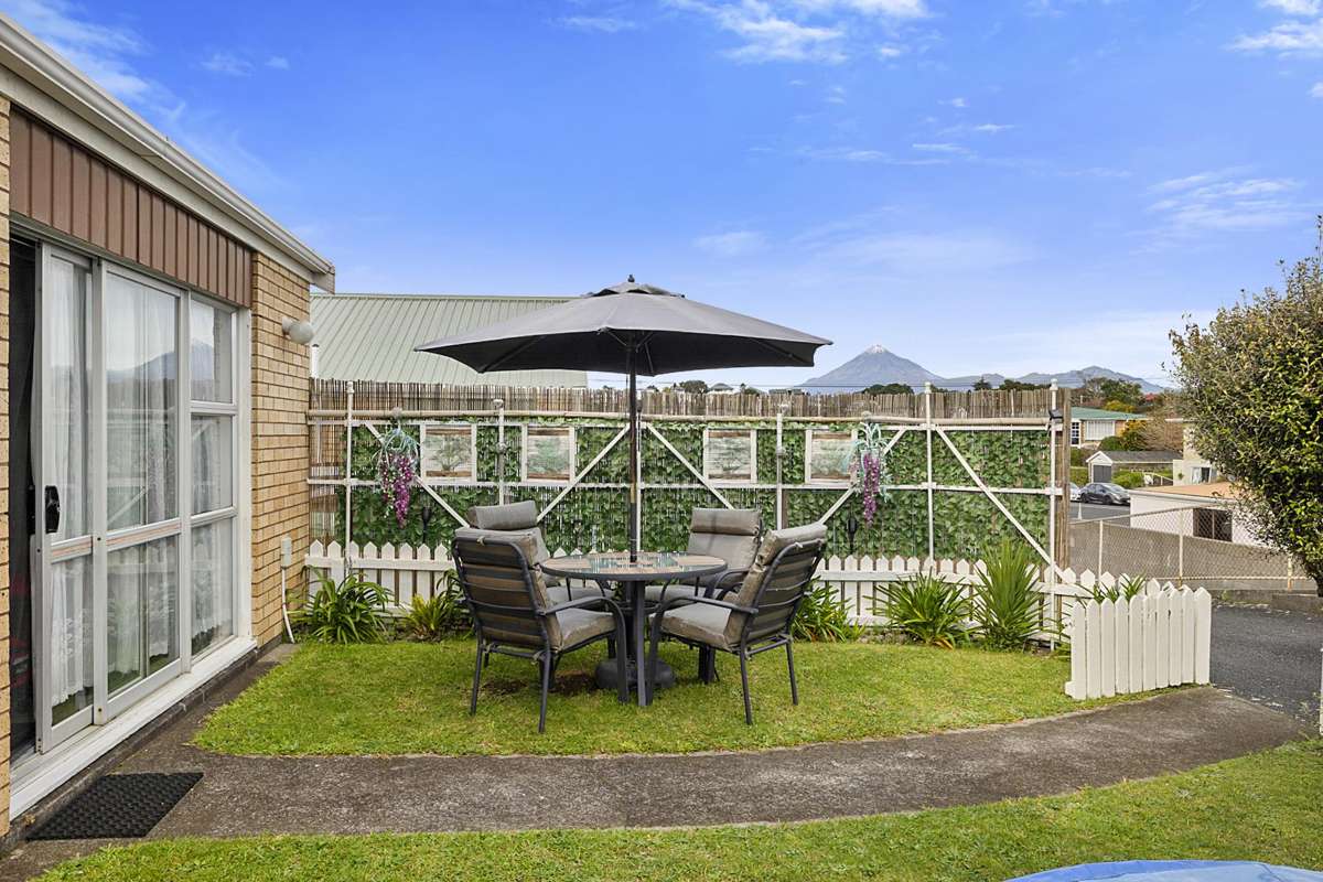 2/10 Birdwood Ave_0