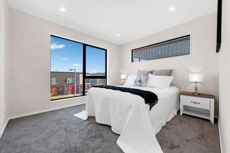 22A Hearth Street Flat Bush_11