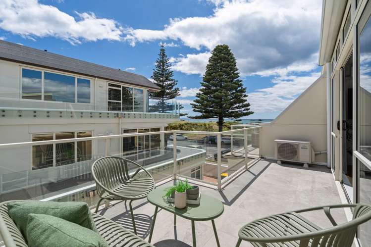 2/47 Marine Parade Mt Maunganui_4