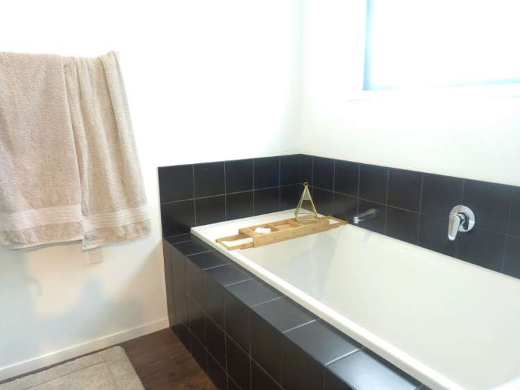 71 Mcelwee Street Jervoistown_14