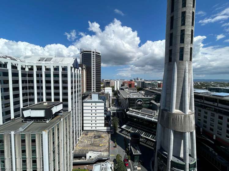 1602/75 Victoria Street West City Centre_17