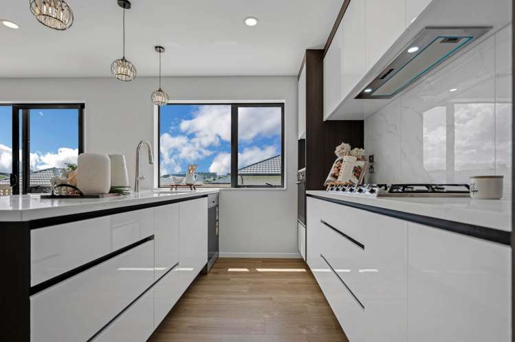 32 Leathem Crescent Pokeno_10